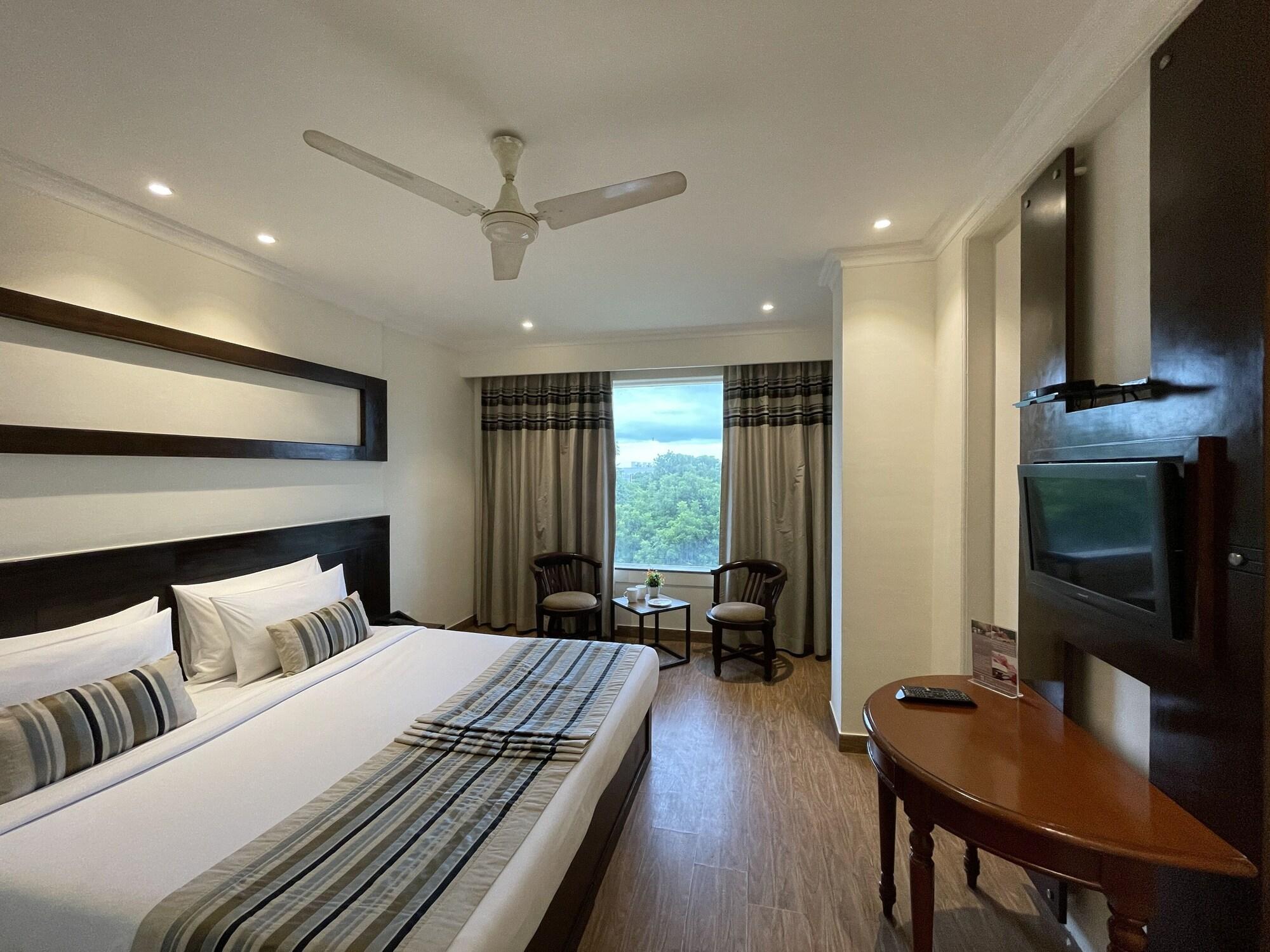Hotel Royale Residency Agra  Buitenkant foto