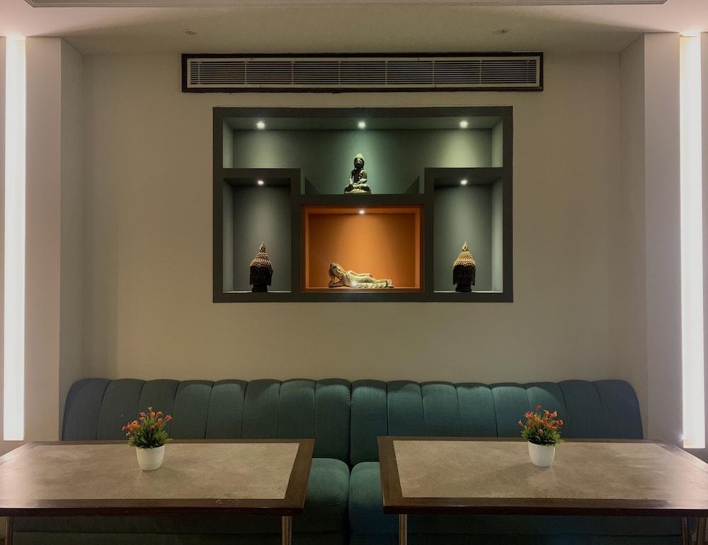 Hotel Royale Residency Agra  Buitenkant foto