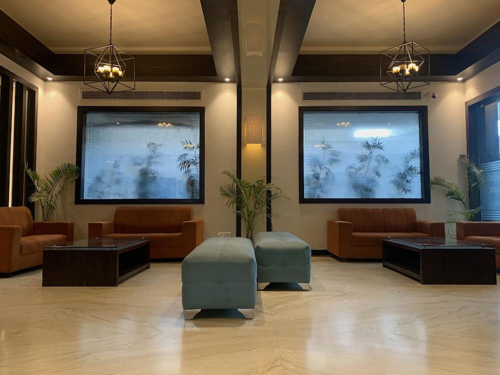 Hotel Royale Residency Agra  Buitenkant foto
