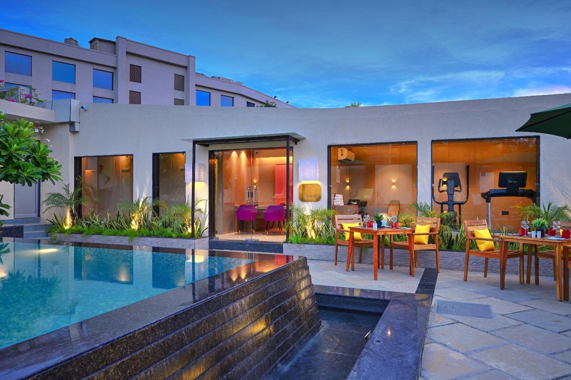 Hotel Royale Residency Agra  Buitenkant foto