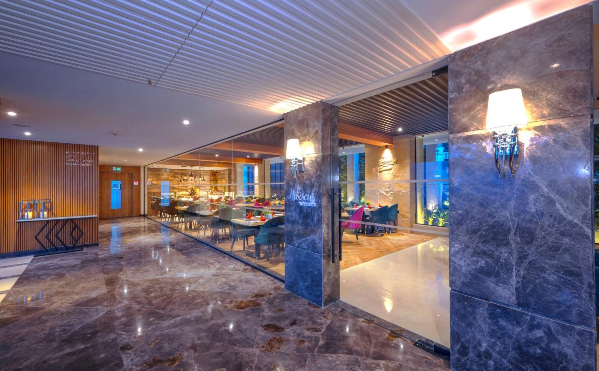 Hotel Royale Residency Agra  Buitenkant foto